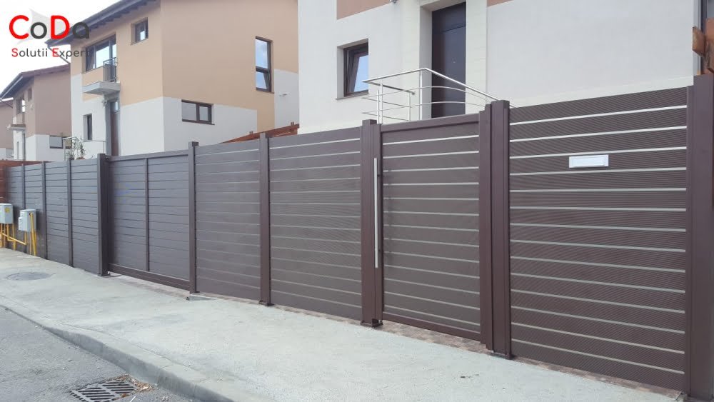 Ansamblu porti si garduri de aluminiu