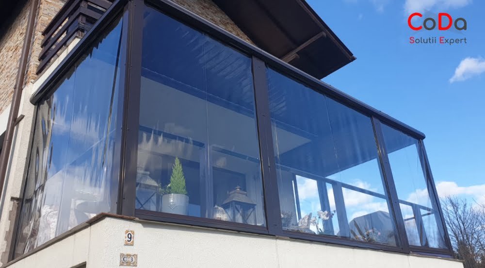 Pergola bioclimatica de aluminiu cu inchideri laterale coda cluj