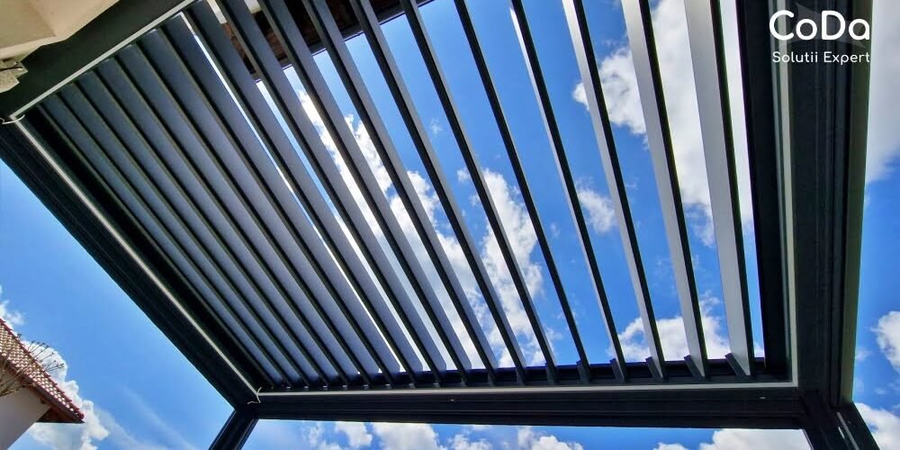 Pergola bioclimatica lamele aluminiu coda cluj