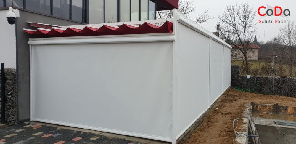 Pergola cu rulouri textile coda