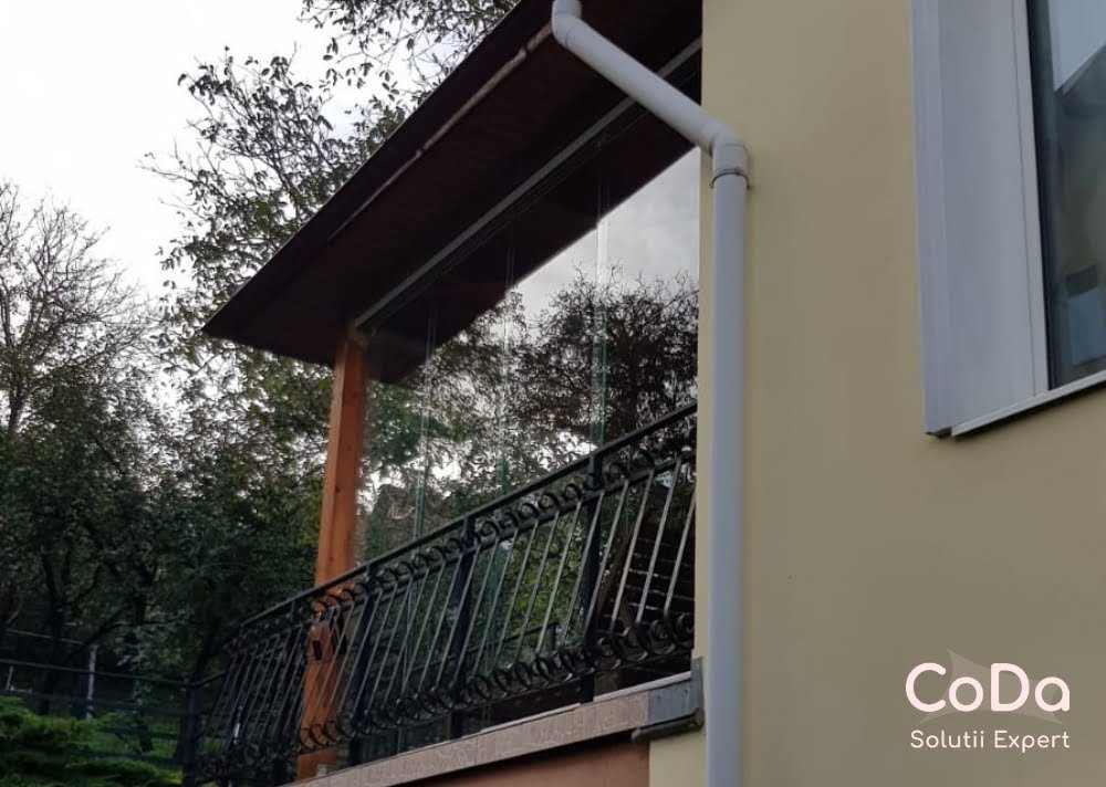 Sticla culisanta Sticla culisanta