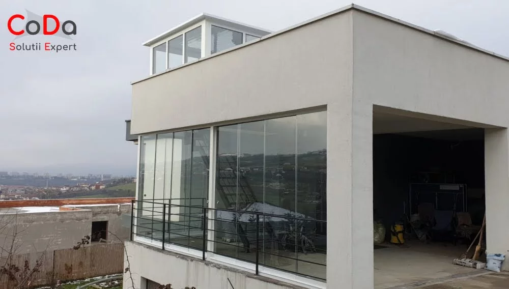 Sticla glisanta coda cluj 1 Sticla glisanta coda cluj 1