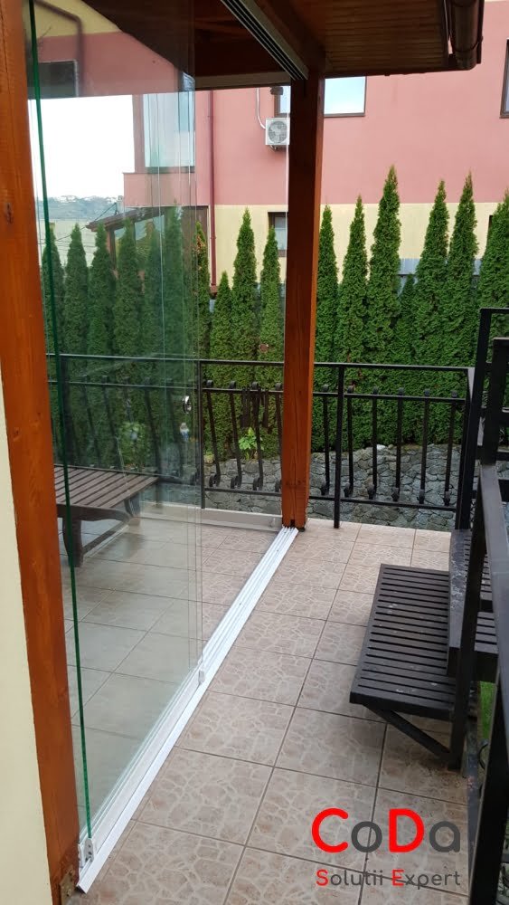 Sticla glisanta coda Sticla glisanta coda